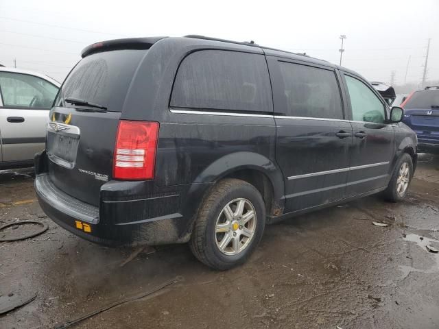 2009 Chrysler Town & Country Touring