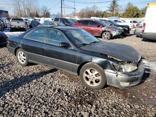 2000 Lexus ES 300