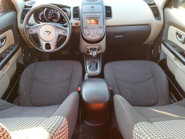 2013 KIA Soul +