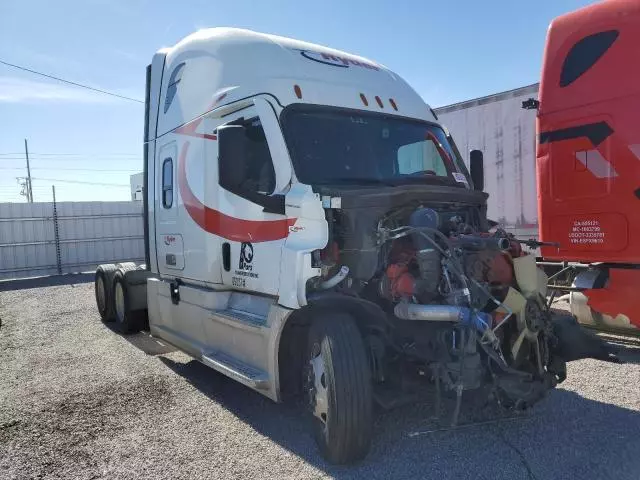 2023 Freightliner Cascadia 126