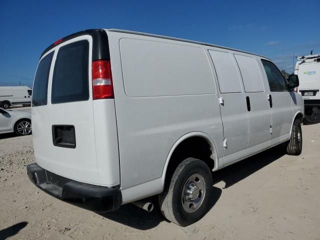 2021 Chevrolet Express G2500