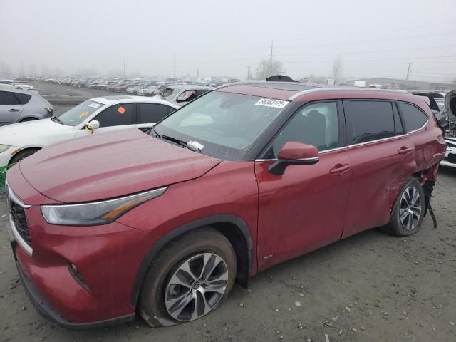 2023 Toyota Highlander Hybrid XLE