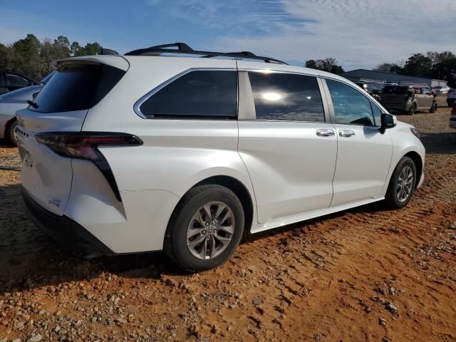 2023 Toyota Sienna XLE