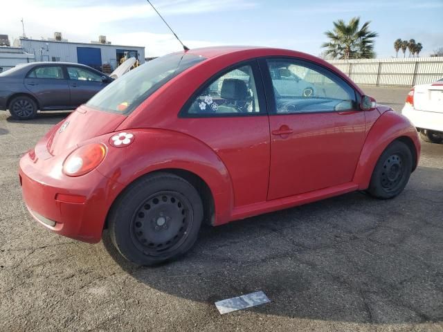 2010 Volkswagen New Beetle