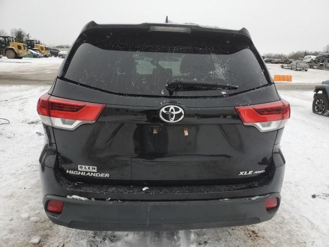 2017 Toyota Highlander SE