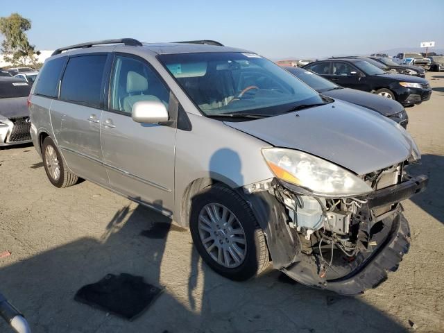 2009 Toyota Sienna XLE