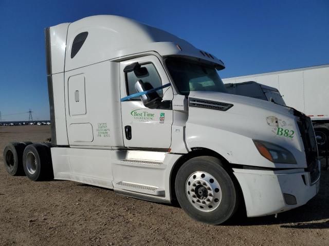 2019 Freightliner Cascadia 126