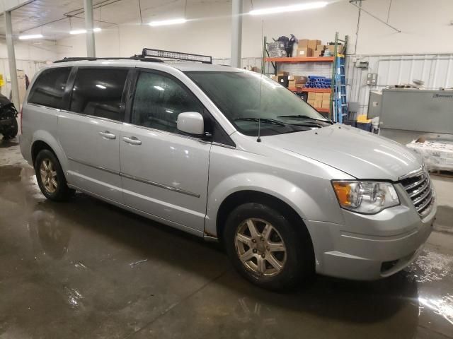 2009 Chrysler Town & Country Touring