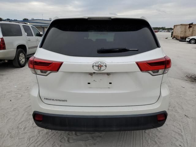 2018 Toyota Highlander LE