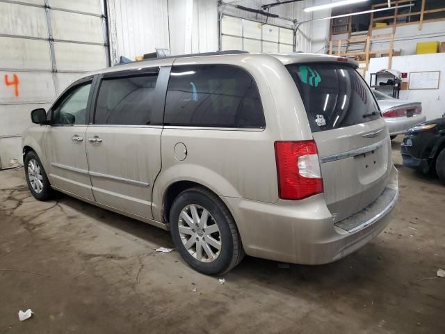 2012 Chrysler Town & Country Touring L