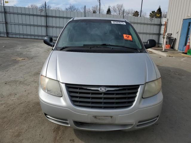 2007 Chrysler Town & Country LX