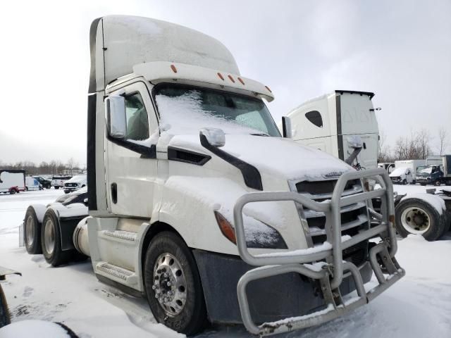 2019 Freightliner Cascadia 116