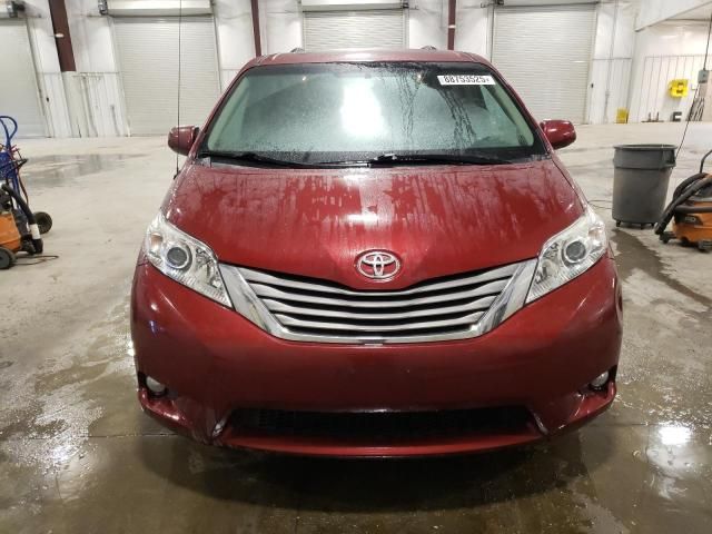 2014 Toyota Sienna XLE