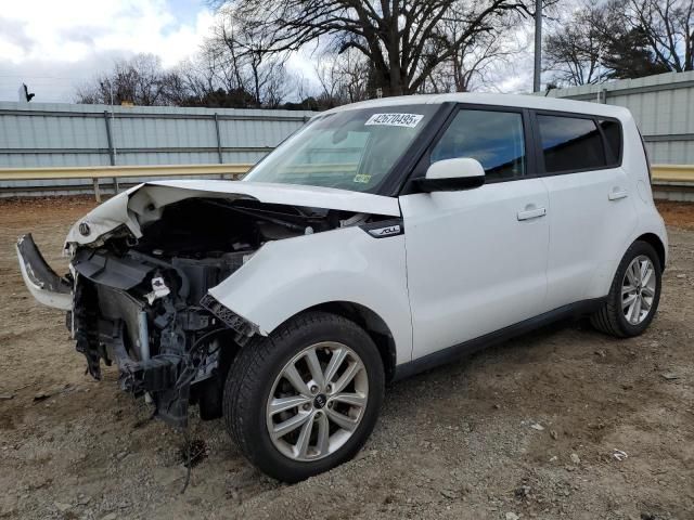 2017 KIA Soul +