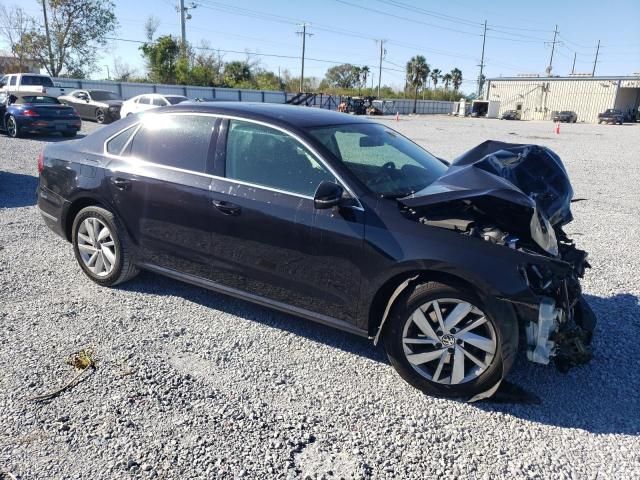 2018 Volkswagen Passat SE