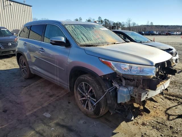 2018 Toyota Highlander SE