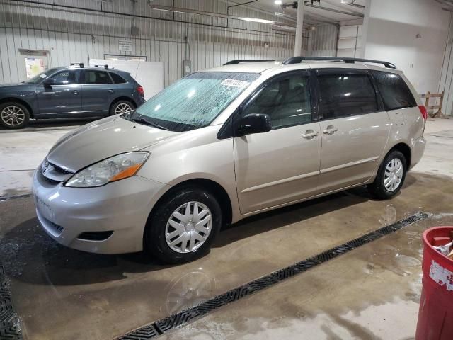 2007 Toyota Sienna CE