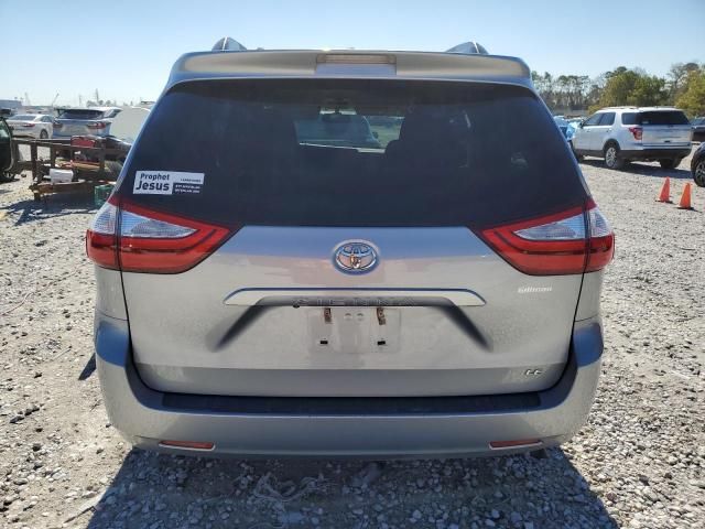 2015 Toyota Sienna LE