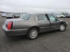 2004 Lincoln Town Car Executive