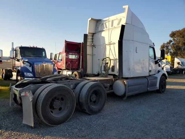 2019 Peterbilt 579