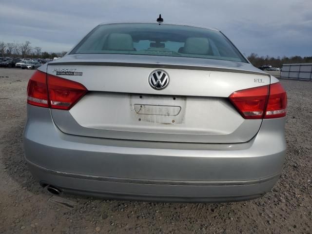 2012 Volkswagen Passat SEL