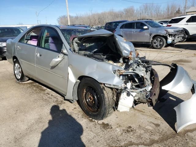 2004 Toyota Camry LE