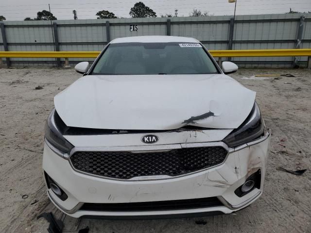 2018 KIA Cadenza Premium