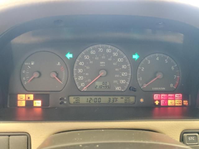 2000 Volvo S70 Base