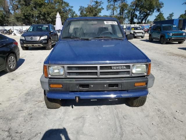 1987 Toyota Pickup RN63 STD