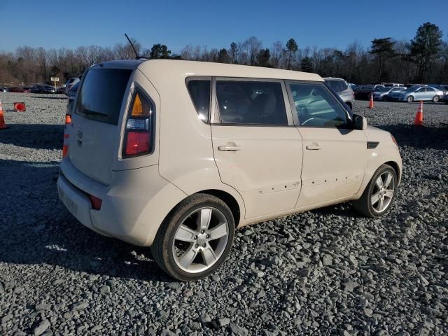 2011 KIA Soul +