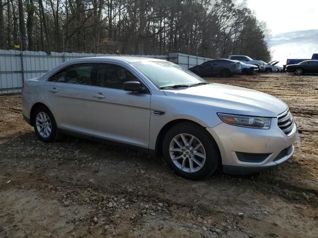 2013 Ford Taurus SE