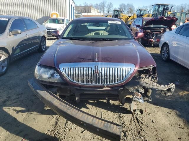 2008 Lincoln Town Car Signature Long Wheelbase