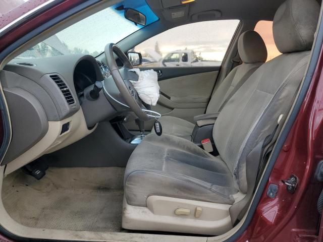 2010 Nissan Altima Base