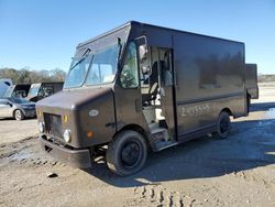 Salvage trucks for sale at Greenwell Springs, LA auction: 2009 Freightliner Chassis M Line WALK-IN Van