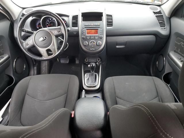 2013 KIA Soul +