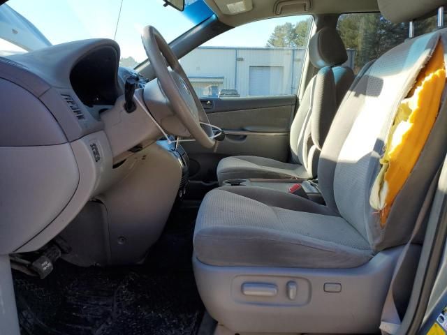 2008 Toyota Sienna LE