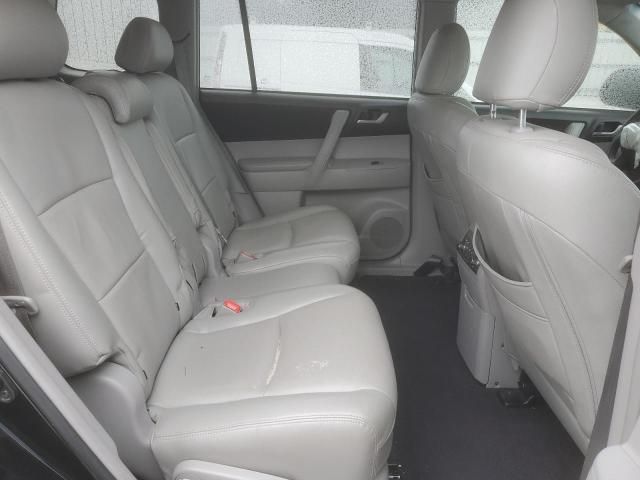 2013 Toyota Highlander Base