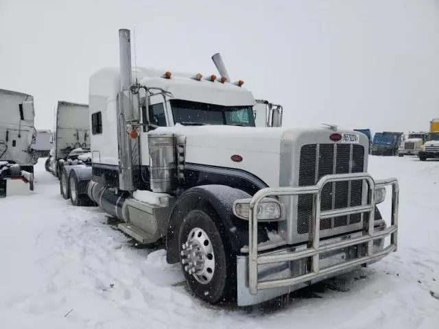 2021 Peterbilt 389