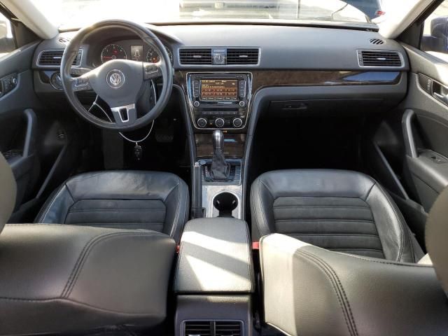 2014 Volkswagen Passat SEL