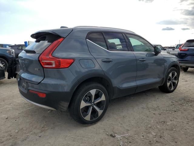 2023 Volvo XC40 Plus