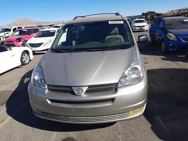 2005 Toyota Sienna CE