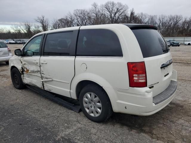 2010 Chrysler Town & Country LX