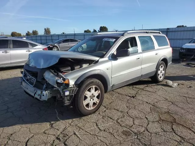 2005 Volvo XC70