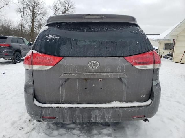 2011 Toyota Sienna LE