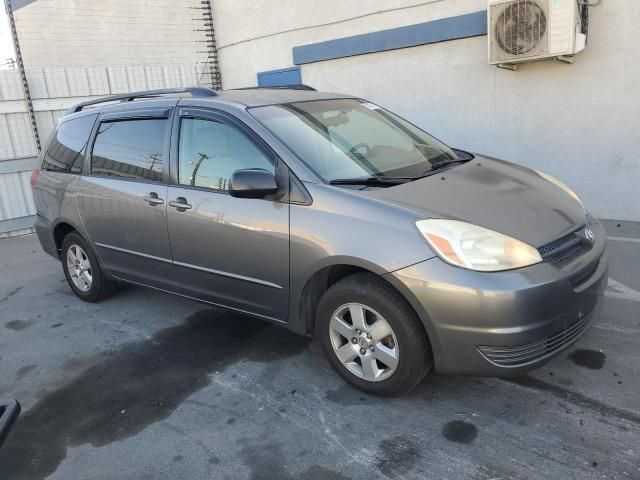 2005 Toyota Sienna CE