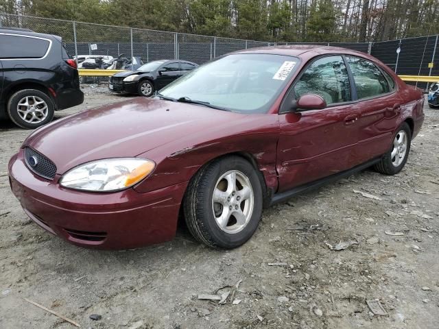 2004 Ford Taurus SE