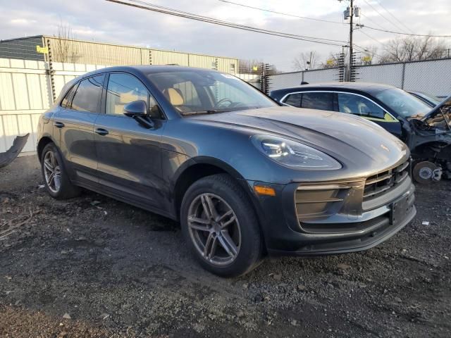 2024 Porsche Macan Base