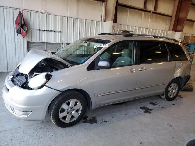 2005 Toyota Sienna CE