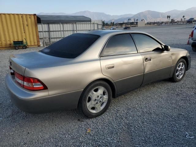 2000 Lexus ES 300