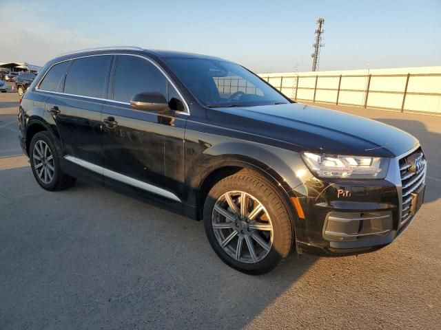 2019 Audi Q7 Premium Plus